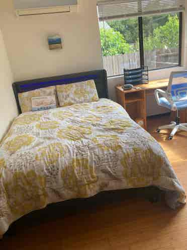 Bedroom + bathroom for one person