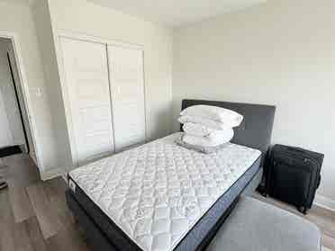 1 Bed Apartment Downtown