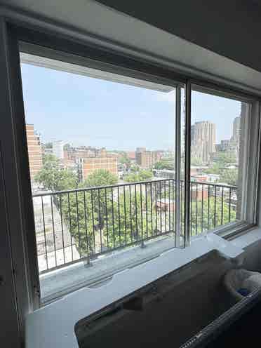 1 Bed Apartment Downtown