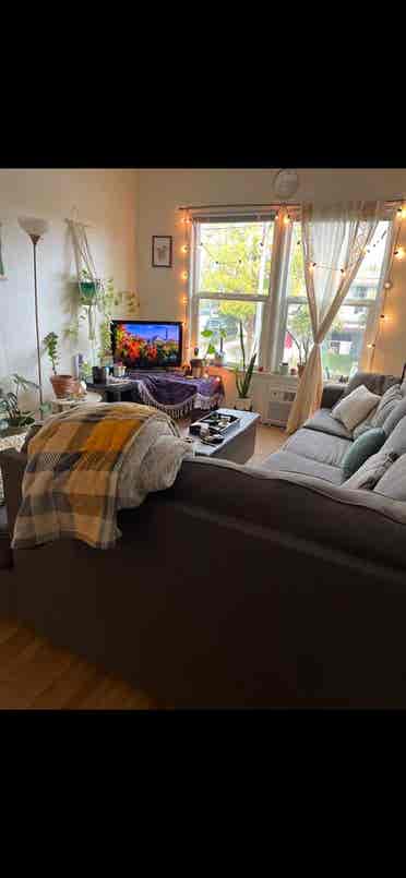 NOHO 
Room available fully furnished