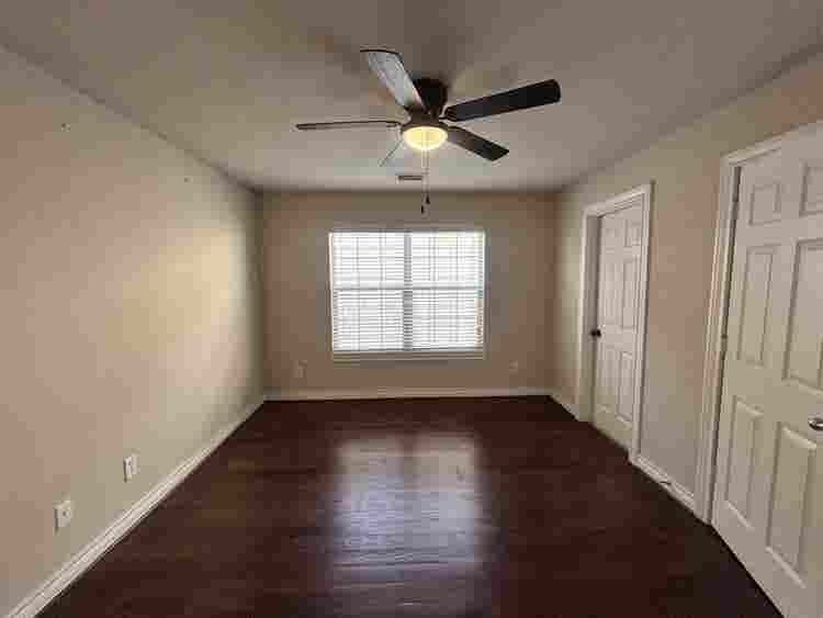 Female Roommate Wanted