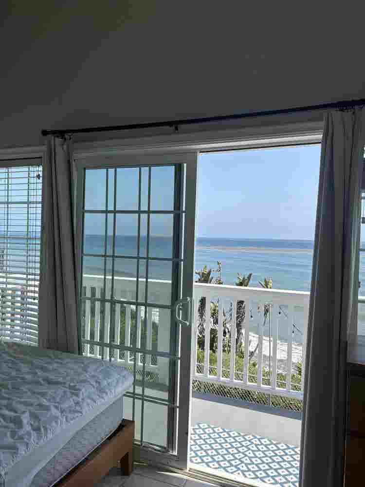 Oceanside room for rent in !