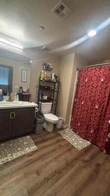 Private Bedroom/Bathroom