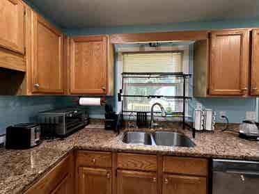 🏡 Luxury Furnished Rooms