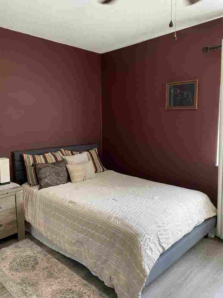 Furnished Room / 
in great location