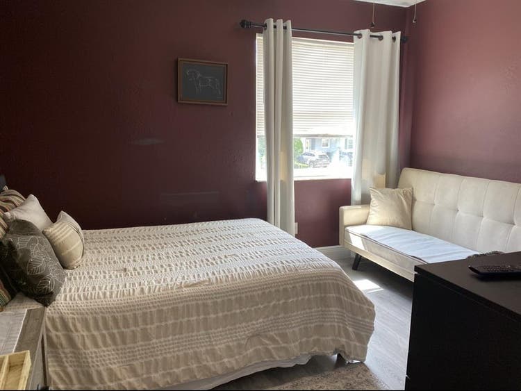 Furnished Room / 
in great location
