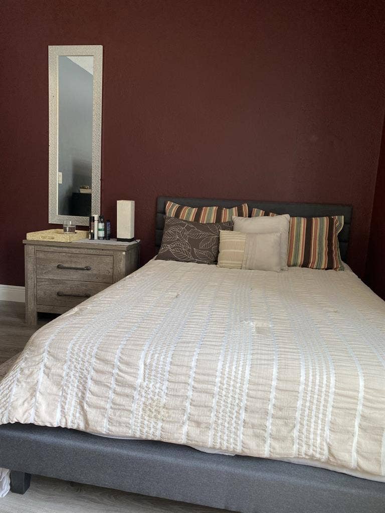 Furnished Room / 
in great location