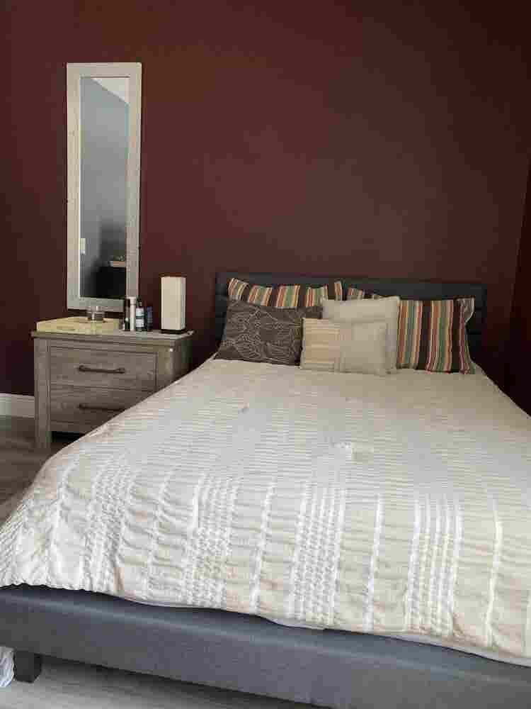 Furnished Room / 
in great location