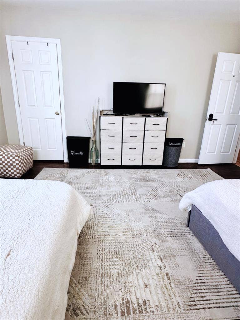 Fully furnished Master Bedroom