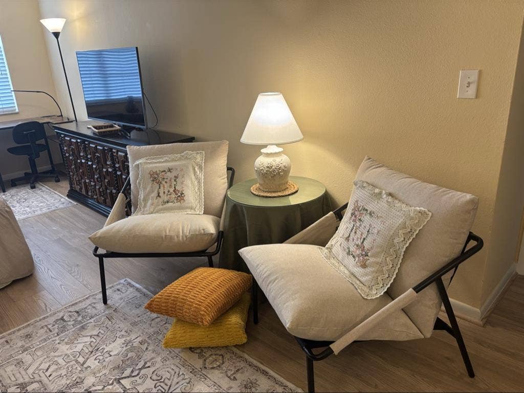 Furnished Suite for Rent!!