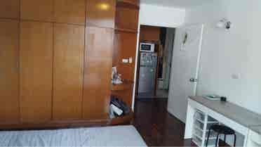 Looking for roommate in Asok
