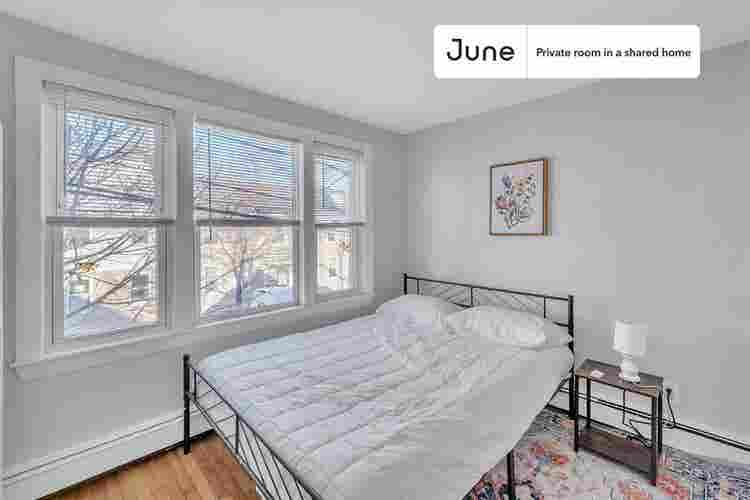 4 BR in Boston