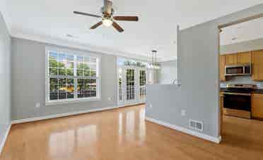Two Bedrooms in Herndon,Va