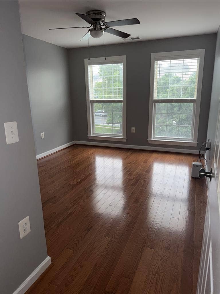 Two Bedrooms in Herndon,Va