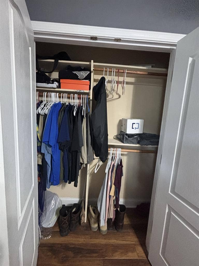 Private bed and bathroom for rent
