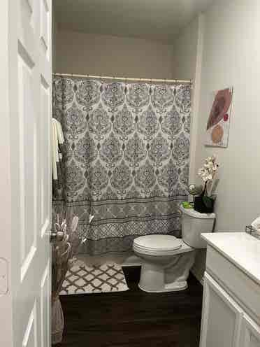 New Listing in Katy Crossing