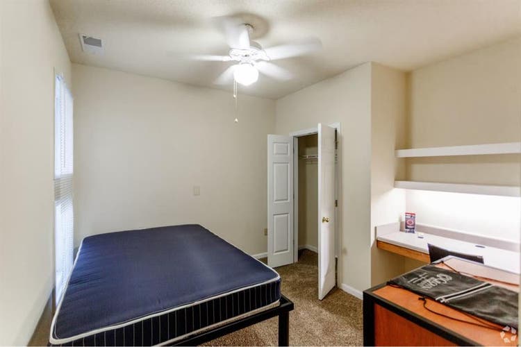 Offering free month rent
