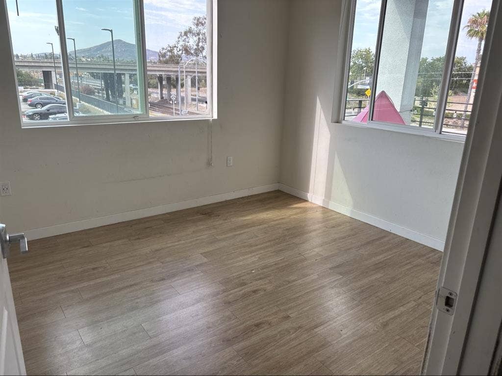 Private room and bathroom for rent