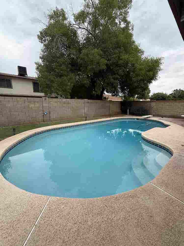 West Mesa, 
Includes Utilities