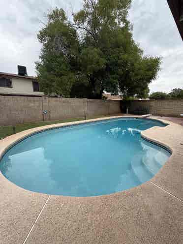 New Listing, Includes Utilities