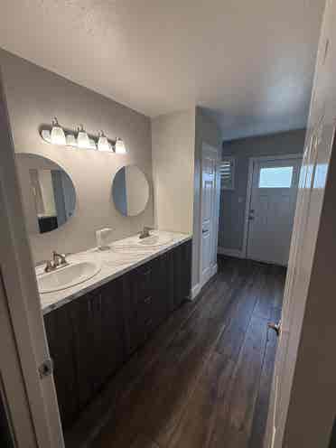 New Listing, Includes Utilities