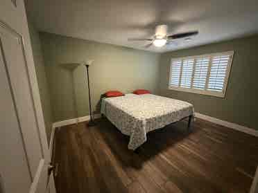 New Listing, Includes Utilities