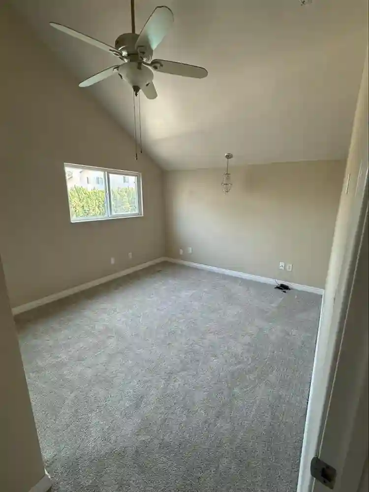 🏡 Room for Rent – Available Now