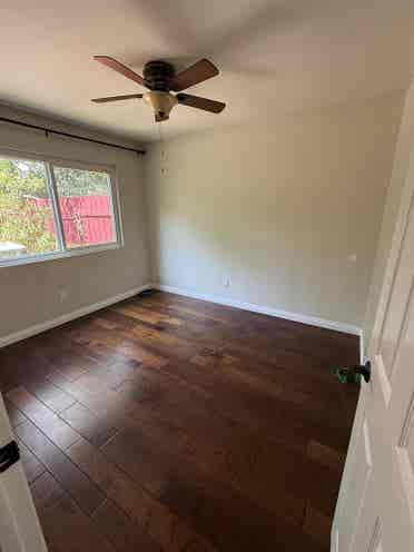 🏡 Room for Rent – Available Now