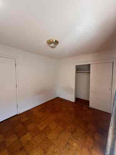 Spacious room available for .
