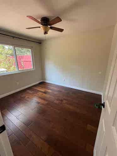 🏡 Room for Rent – Available Now