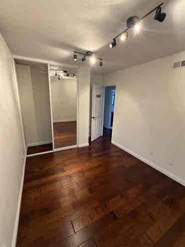 🏡 Room for Rent – Available Now