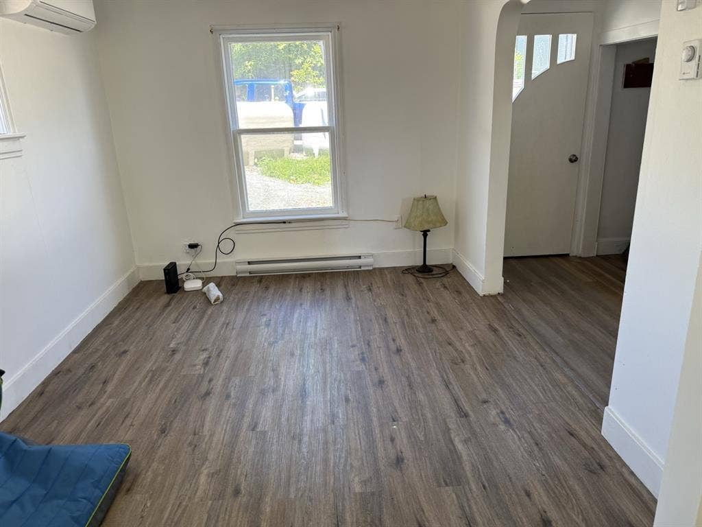 Roommate wanted