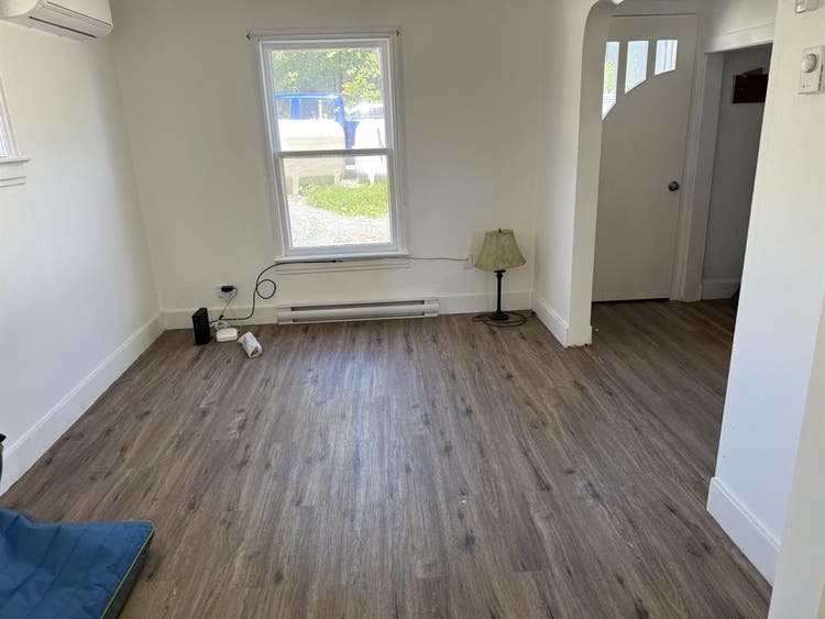Roommate wanted