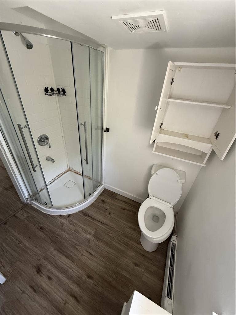 Roommate wanted