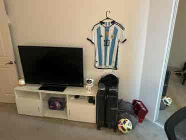 Single for sublease