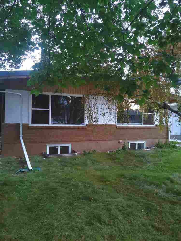 Calgary st SW three-house