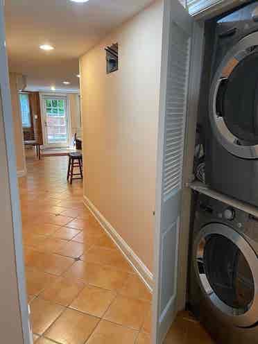 C-Heights/Large 3bed garden apt. 
