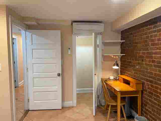 C-Heights/Large 3bed garden apt. 