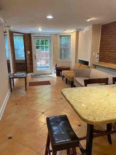 C-Heights/Large 3bed garden apt. 