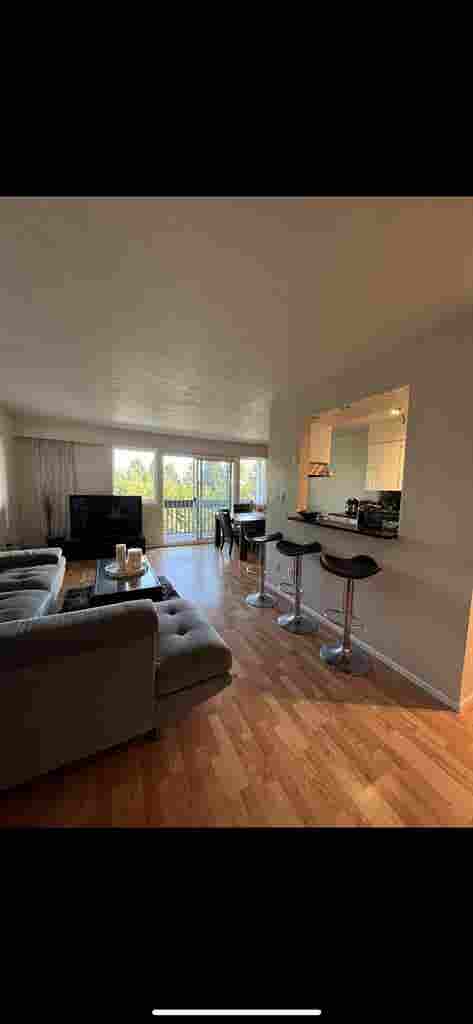 Private room for rent $ CAD/mon