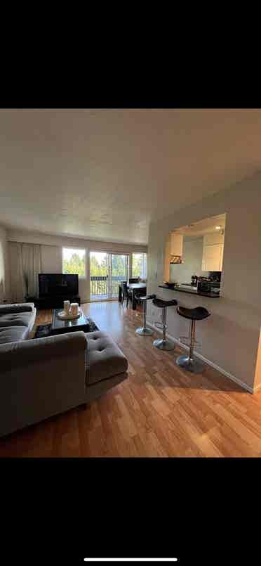 Private room for rent $ CAD/mon