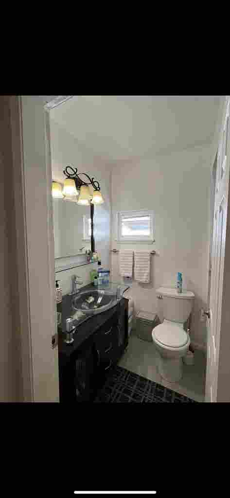 Private room for rent $ CAD/mon