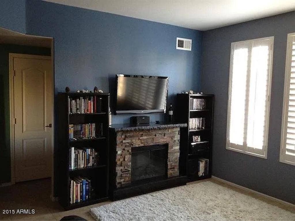 Townhome in perfect location