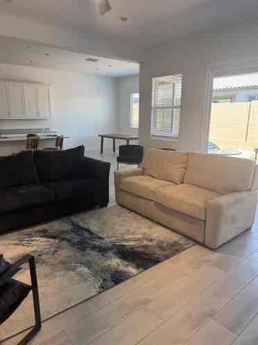 Gorgeous new home in Goodyear....