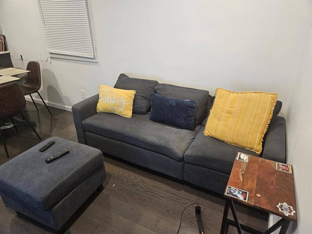 Desperately in need of a roomate!!!