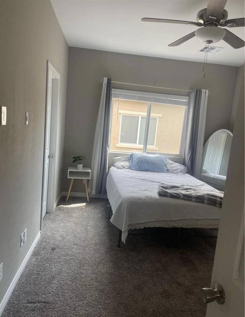 Room for rent