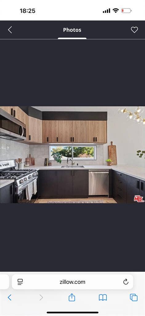 Private room + bathroom in NoHo