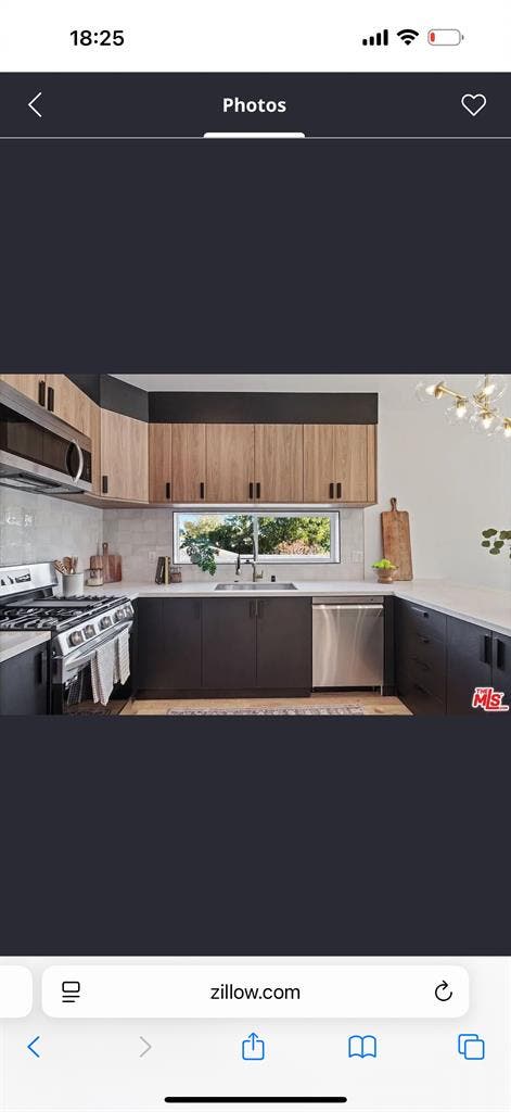 Private room + bathroom in NoHo