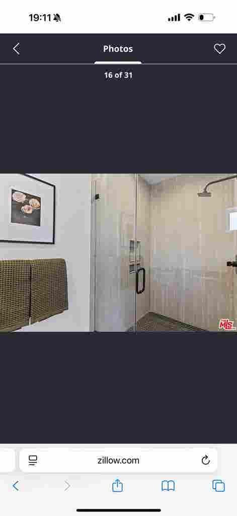 Private room + bathroom in NoHo