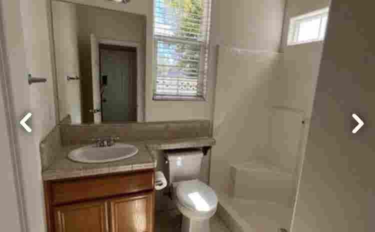 Room for rent private bathroom